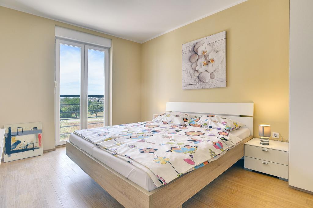 Apartments Vea Pula Exterior photo